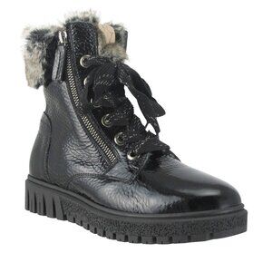 Ron White “Isla” Waterproof Crinkled Leather Boots w/ Faux Fur Lining – Size 7.5